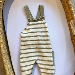 Zara 3-6 month knit overalls